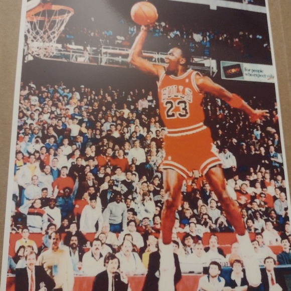 MICHAEL JORDAN 8.5x11 FREE THROW LINE DUNK &DUNK VS LAKERS NBA GLOSSY POSTER SET - Picture 7 of 13